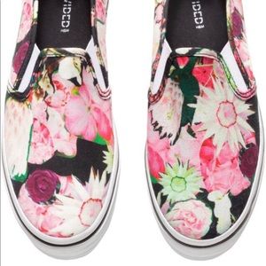 Slip-On Floral Printed Sneakers